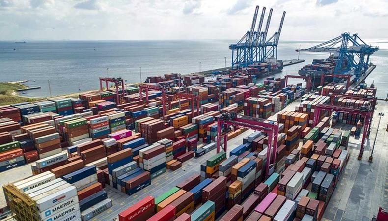 Dış ticaret açığı mayısta yüzde 48 azaldı