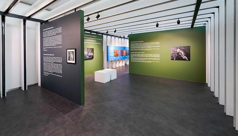 'Solo: Fahrelnissa Zeid ile Karşılaşma' sergisi İGA ART Galeri'de açıldı
