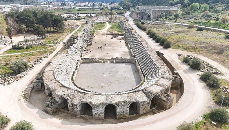 Şişecam, Perge Antik Kenti kazılarına sponsor oldu