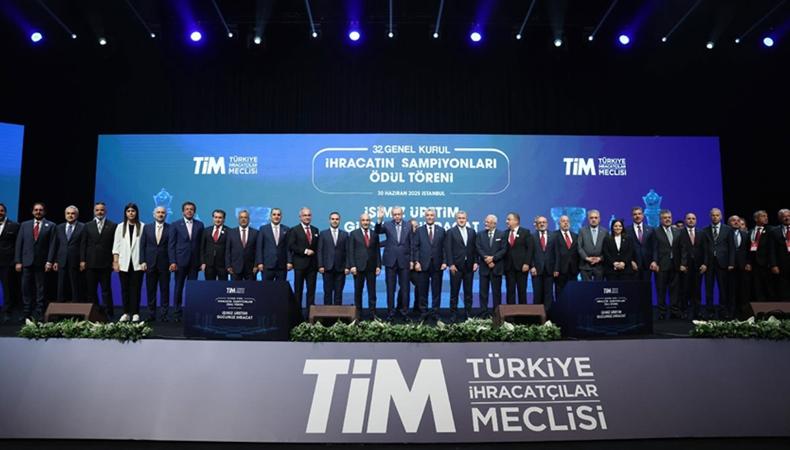 'İhracatın Şampiyonları' ödüllendirildi