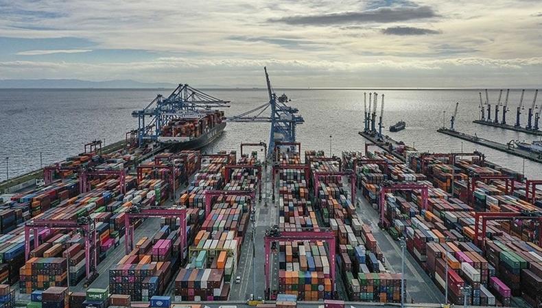 İhracat ağustosta 21.7 milyar dolar oldu