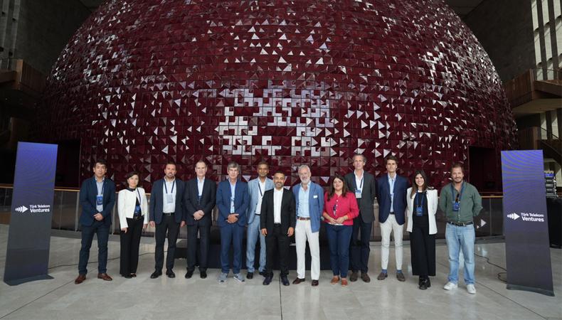 Geleceğin girişimlerini global arenaya taşıyor