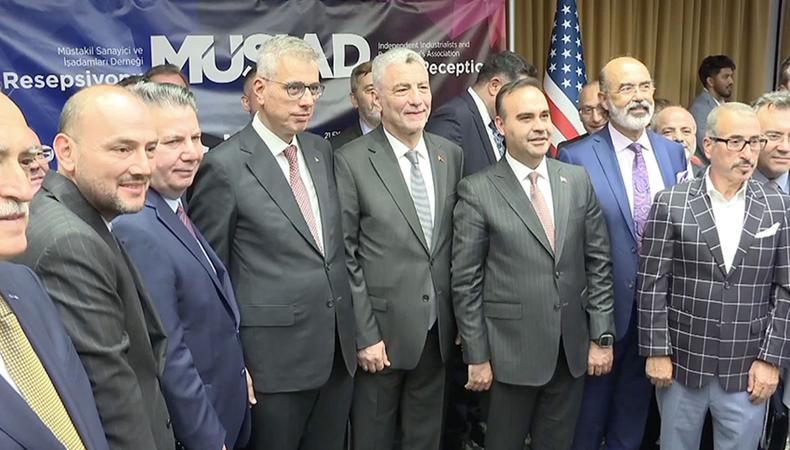 Türk ve Amerikan iş dünyası MÜSİAD'ın New York'taki resepsiyonunda bir araya geldi