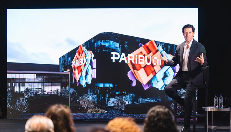 Yenilikçi sahne deneyimi için kapılarını açıyor
