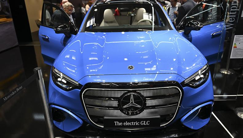 Münih'te yıldızlar geçidi