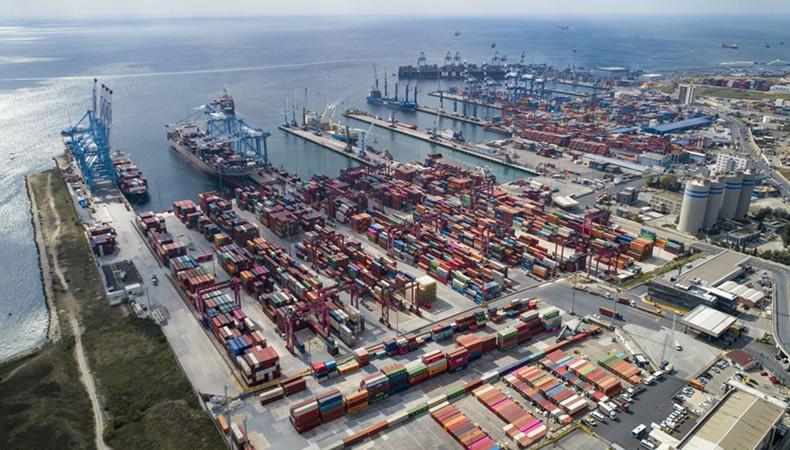 Komşu ülkelerle ihracat arttı