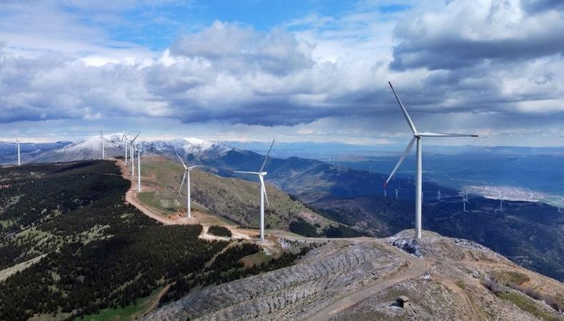 Yenilenebilir enerji kurulu gücünde kritik sınır aşıldı