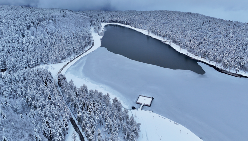 Hem İstanbul hem Ankara'ya yakın: Kar altında böyle görünüyor