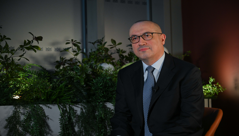 168 yıllık bankanın ilk Türk CEO'su: Yolculuğu Trabzon Çarşıbaşı'nda başladı