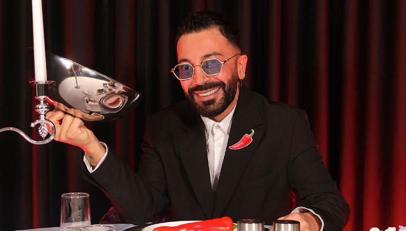 Dijitalden sahneye uzanan hikayeler: Kadın kimliğinde özgürleşme ve ‘kendini seçme' cesareti