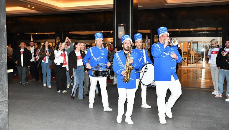 Dünya Kupası heyecanına susayanlara Uludağ'dan gelen destek