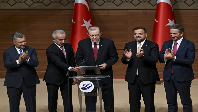 Cumhurbaşkanı Erdoğan: 5G'yi iki sene içinde ülkemizin her karışında hizmete sunacağız