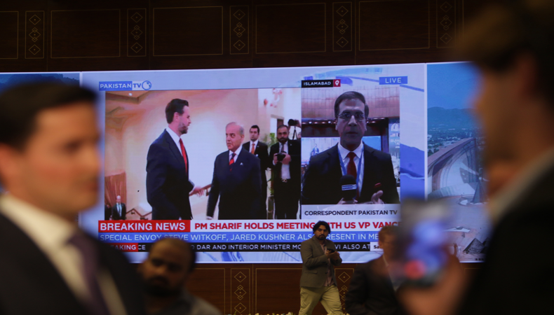 Piyasalar yeni haftaya 'abluka' gündemiyle başlıyor