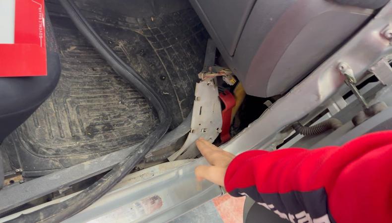 1 parça değişen, 3 parça boya var denilen otomobilin içinden başka araç çıktı
