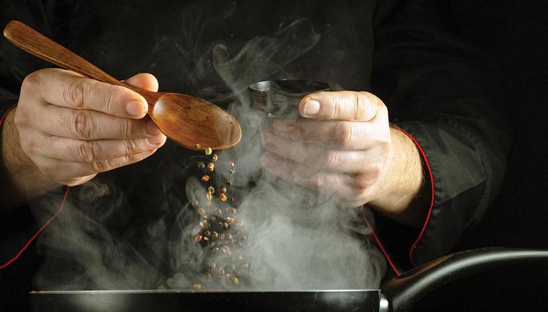 Sınırları aşan lezzet köprüsü: Şeflerin gözünden Türkiye gastronomisi