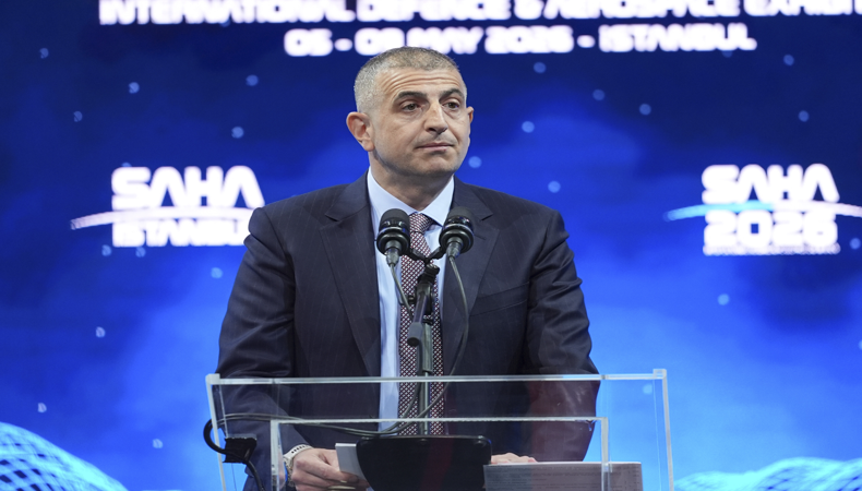 Dünyada nasıl bir dönüşüm yaşanıyor? Haluk Bayraktar SAHA'da anlattı