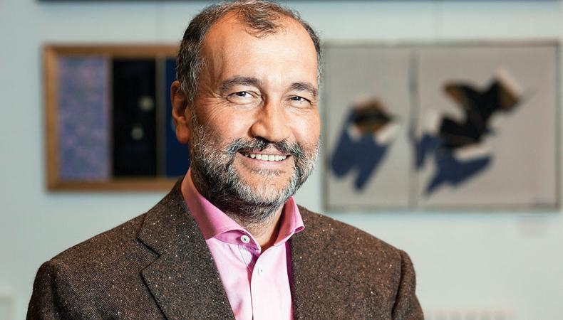 “Sanat, merak etmeye ve farklı sesleri dinlemeye yönlendiriyor”