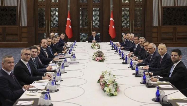 250 milyar TL'lik kredi paketi devreye alındı