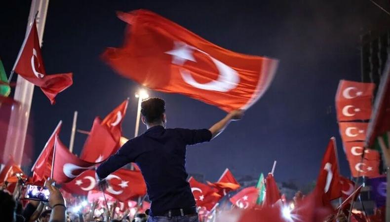 İş dünyası temsilcilerinden 15 Temmuz mesajları