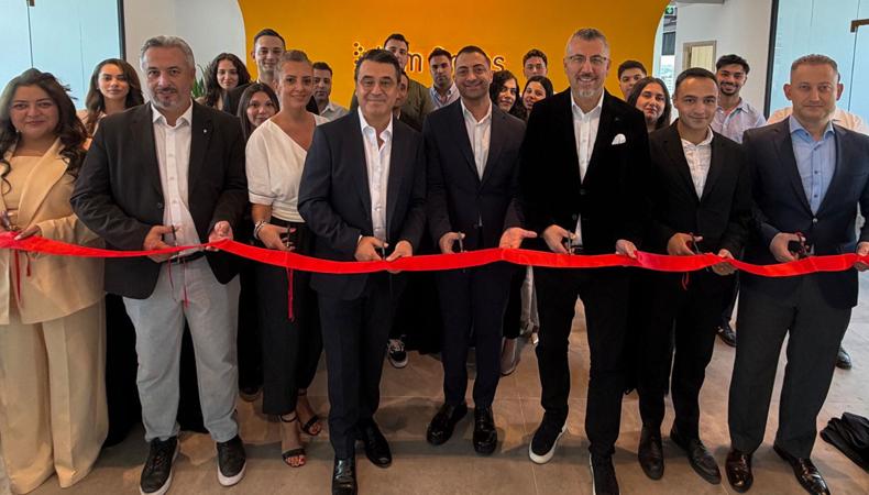 Tam Finans İstanbul'daki yeni şubesini açtı