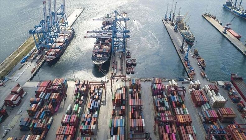 Savaşın etkilerine rağmen 7 ayda 16.5 milyar dolarlık ihracata imza attı