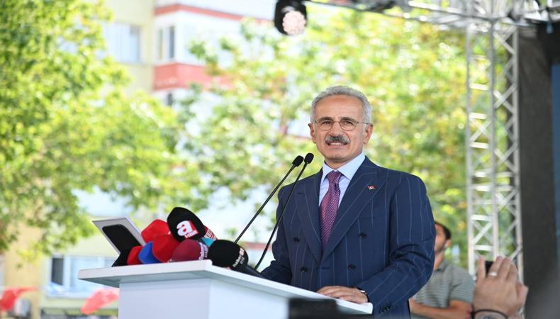 Temeli bugün atıldı: Kente raylı sistem geliyor