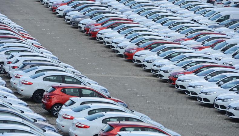 İkinci el otomotiv piyasasında yılın ilk fiyat düşüşü görüldü