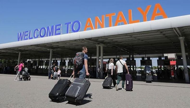 Antalya'ya bu yıl gelen yabancı turist sayısı belli oldu