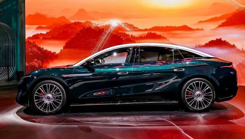 1008 KM menzil sunan sedan satışa çıktı
